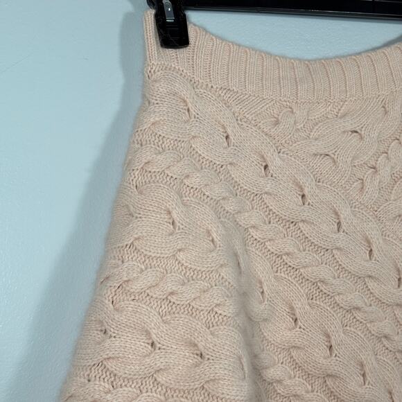 Banana Republic Angora Wool Cable Knit Fluffy Fringe Poncho M/L Soft Cozy Winter - Picture 7 of 8